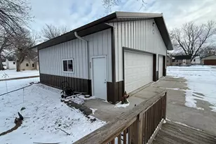 135 N Petrick St, Appleton, MN 56208 - Photo 5