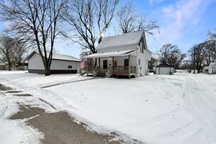 135 N Petrick St, Appleton, MN 56208 - Photo 1
