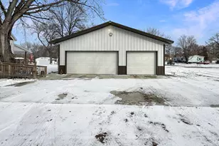 135 N Petrick St, Appleton, MN 56208 - Photo 3