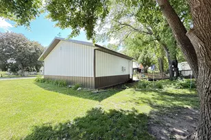 135 N Petrick St, Appleton, MN 56208 - Photo 43