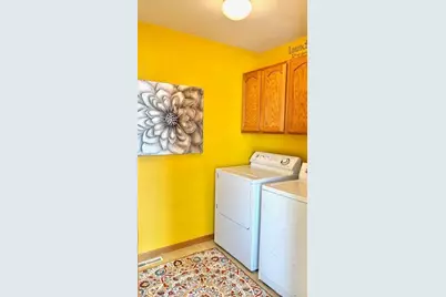 303 Main Avenue S, Roseau, MN 56751 - Photo 21