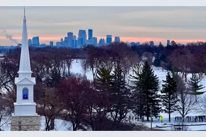 7600 Golden Valley Road #502, Golden Valley, MN 55427 - Photo 3