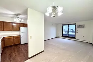 7600 Golden Valley Rd, Golden Valley, MN 55427 - Photo 3