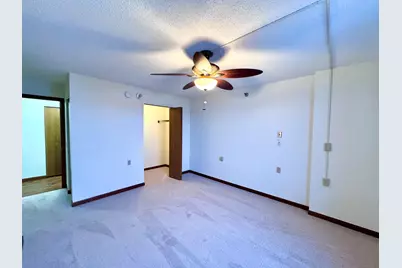 7600 Golden Valley Road #502, Golden Valley, MN 55427 - Photo 5