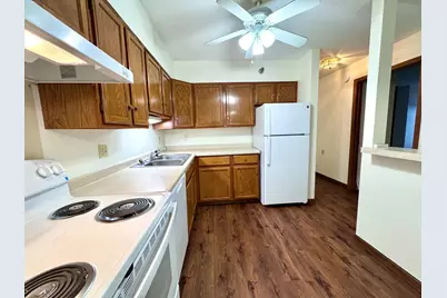 7600 Golden Valley Road #502, Golden Valley, MN 55427 - Photo 11