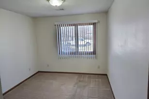 1624 Blue Jay Blvd, Fairmont, MN 56031 - Photo 7