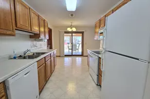 1624 Blue Jay Blvd, Fairmont, MN 56031 - Photo 3