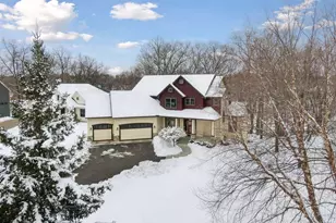 2584 N Saunders Lake Dr, Minnetrista, MN 55364 - Photo 11