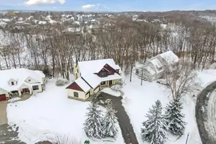 2584 N Saunders Lake Dr, Minnetrista, MN 55364 - Photo 13