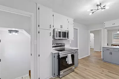 210 N Renville Street, Winthrop, MN 55396 - Photo 11