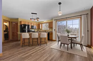 420 Monk Ct, Chanhassen, MN 55317 - Photo 7