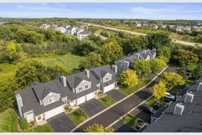 420 Monk Court, Chanhassen, MN 55317 - Photo 5