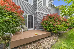 420 Monk Ct, Chanhassen, MN 55317 - Photo 3