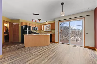 420 Monk Court, Chanhassen, MN 55317 - Photo 9