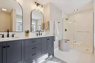 4807 34th Ave N, Golden Valley, MN 55422 - Photo 23