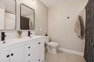 4807 34th Ave N, Golden Valley, MN 55422 - Photo 29