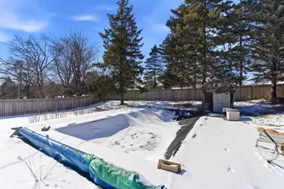 2575 Aladdin Street, Roseville, MN 55113 - Photo 9