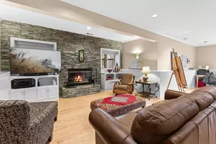 26335 Peach Cir, Excelsior, MN 55331 - Photo 37