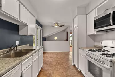 250 Cambria Court, Woodbury, MN 55125 - Photo 13