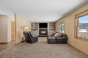 1393 Jefferson St, Hastings, MN 55033 - Photo 25