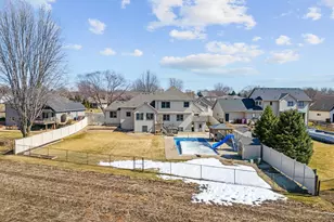 1393 Jefferson St, Hastings, MN 55033 - Photo 3