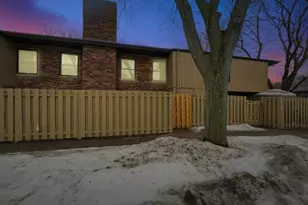 2437 Unity Ave N, Golden Valley, MN 55422 - Photo 21