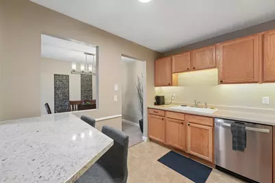 2437 Unity Avenue N, Golden Valley, MN 55422 - Photo 7