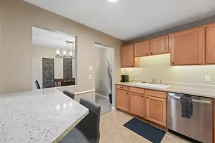 2437 Unity Ave N, Golden Valley, MN 55422 - Photo 7