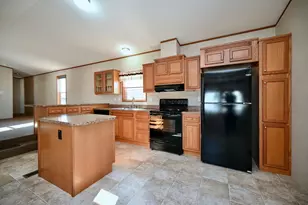 83 S Elm St, Lewiston, MN 55952 - Photo 3