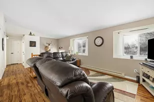 2814 Village Green Dr, Moorhead, MN 56560 - Photo 5