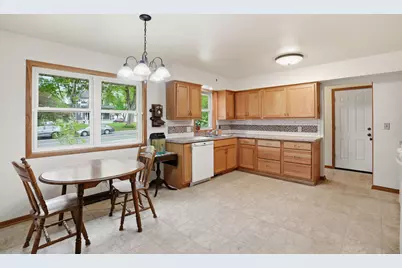 821 Elm Street W, Norwood Young America, MN 55368 - Photo 5