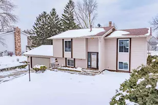 110912 Von Hertzen Cir, Chaska, MN 55318 - Photo 5