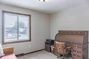 110912 Von Hertzen Cir, Chaska, MN 55318 - Photo 43