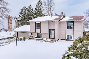 110912 Von Hertzen Cir, Chaska, MN 55318 - Photo 5