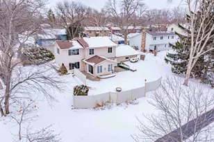 110912 Von Hertzen Cir, Chaska, MN 55318 - Photo 7