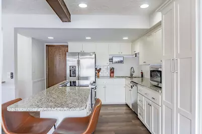 110912 Von Hertzen Circle, Chaska, MN 55318 - Photo 15