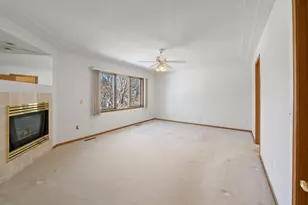 8111 Kimberly Ln N, Maple Grove, MN 55311 - Photo 37