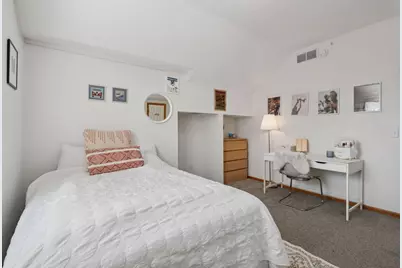 1612 Summit Hill, Eagan, MN 55122 - Photo 23