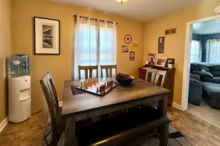 402 E Walnut St, Redwood Falls, MN 56283 - Photo 5