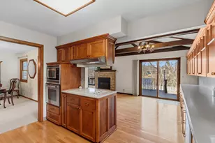 2565 Martin Way, White Bear Lake, MN 55110 - Photo 5