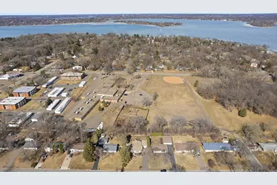 2565 Martin Way, White Bear Lake, MN 55110 - Photo 3