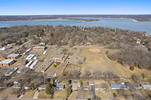 2565 Martin Way, White Bear Lake, MN 55110 - Photo 3