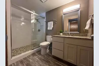 6868 Stonewood Court, Eden Prairie, MN 55346 - Photo 23