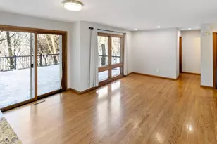 6868 Stonewood Ct, Eden Prairie, MN 55346 - Photo 9