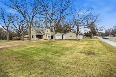 724 E Centre Street, Royalton, MN 56373 - Photo 1