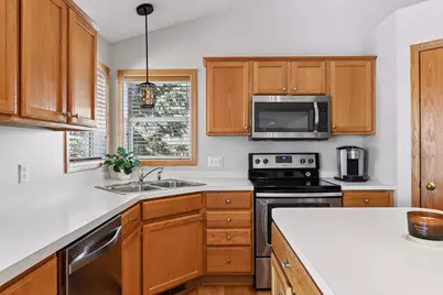 1124 Pond Curve, Waconia, MN 55387 - Photo 41