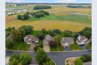 1124 Pond Curve, Waconia, MN 55387 - Photo 9