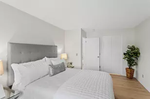 975 Pondview Ct, Vadnais Heights, MN 55127 - Photo 13