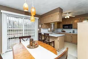 1073 Forest Hills Dr SW, Rochester, MN 55902 - Photo 7