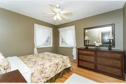 1073 Forest Hills Drive SW, Rochester, MN 55902 - Photo 13